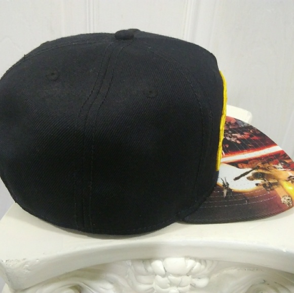 Star Wars Snap Back Baseball cap - Picture 3 of 5